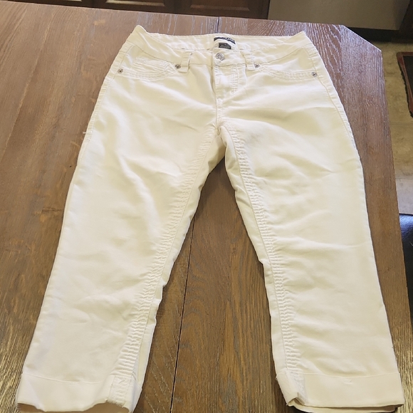 a.n.a Denim - Women's Off White A.N.A Cropped Jeans